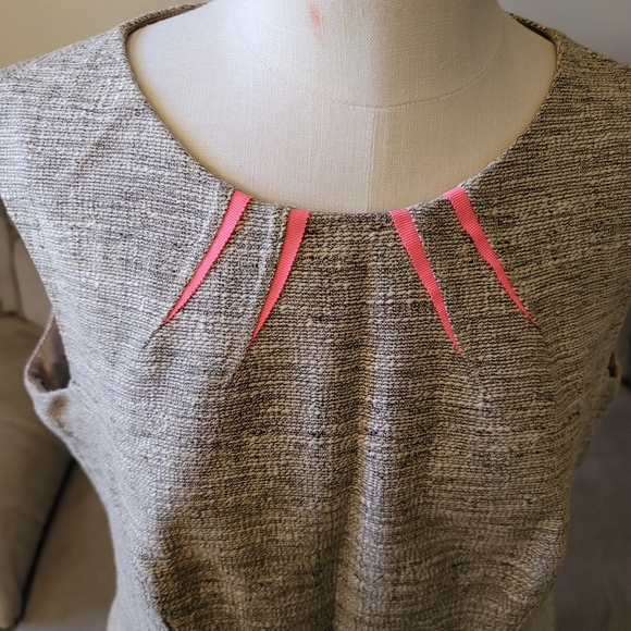 Elie Tahari: Sheath Dress EUC - Picture 9 of 12